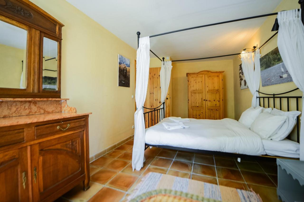 Holiday Home Les Plachettes Flobecq Luaran gambar