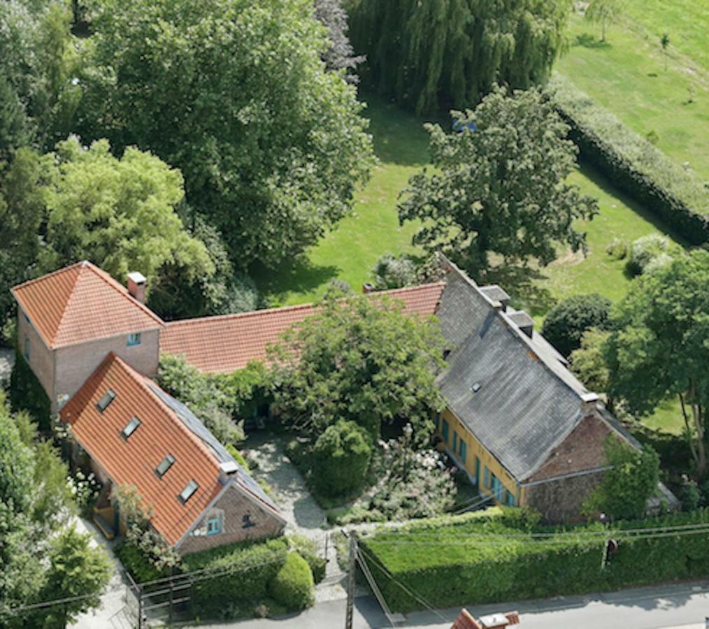 Holiday Home Les Plachettes Flobecq Luaran gambar
